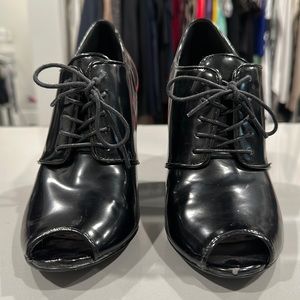 BCBGirls black pumps